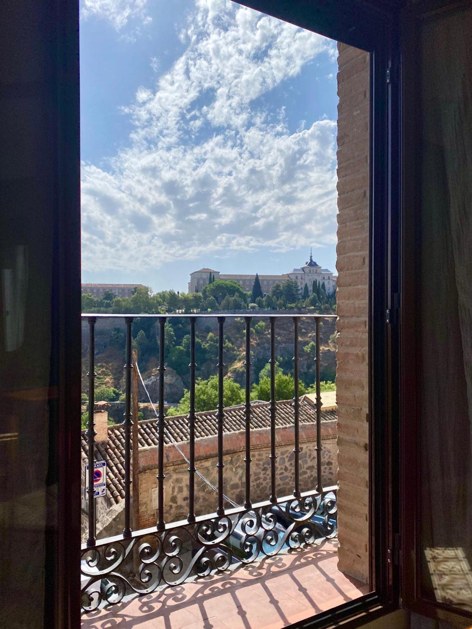 Galeria De Cervantes Toledo Kültér fotó